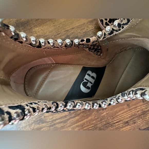 NWOT Women's GB Leopard Print Studded Ankle Boot Booties size 6.5 - Picture 4 of 8